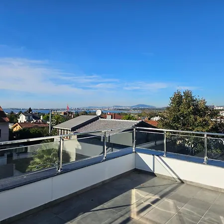 Modern In Very Quiet Location In Darica, Istanbul Daire Darıca