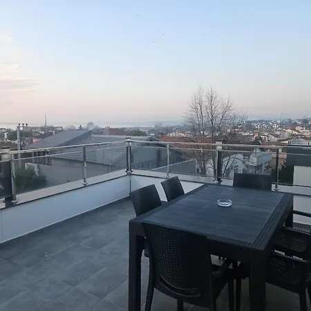 Daire Modern In Very Quiet Location In Darica, Istanbul Darıca