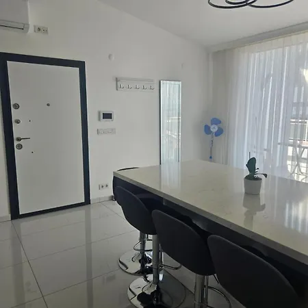 Daire Modern In Very Quiet Location In Darica, Istanbul