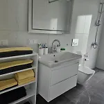 Modern In Very Quiet Location In Darica, Istanbul Apartment