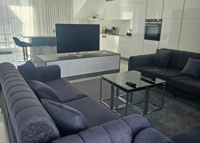 Modern In Very Quiet Location In Darica, Istanbul Apartment